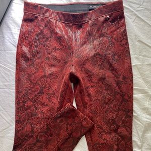 Blank NYC snakeskin pant/leggings